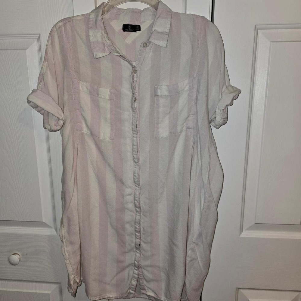 Volcom white/pink striped button-up